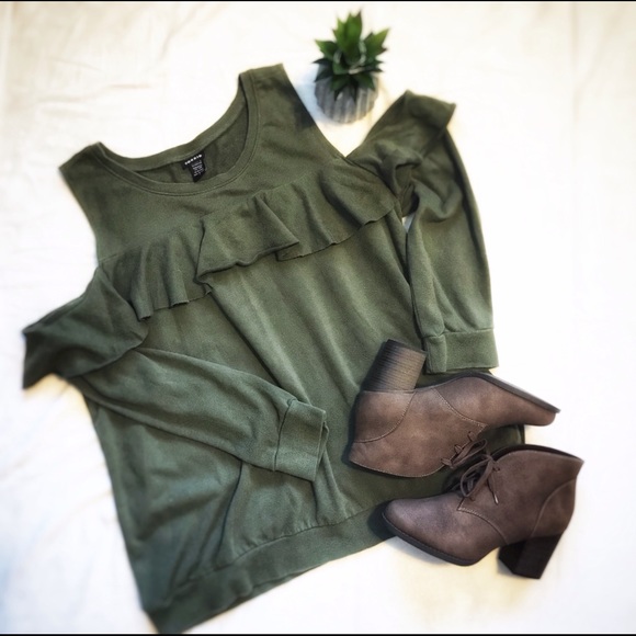 torrid Sweaters - ⚡️NEW ARRIVAL⚡️ Torrid Sweater Top